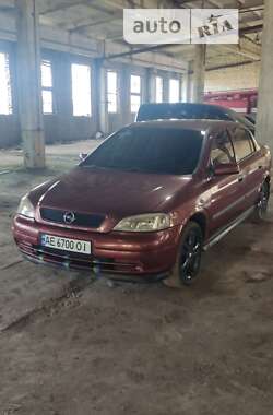 Седан Opel Astra 2000 в Никополе