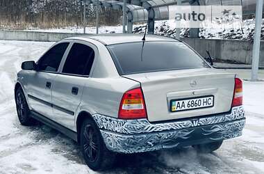 Седан Opel Astra 2008 в 