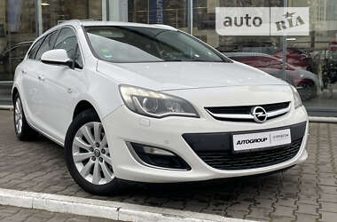 Універсал Opel Astra 2012 в Одесі