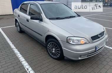 Седан Opel Astra 2008 в 
