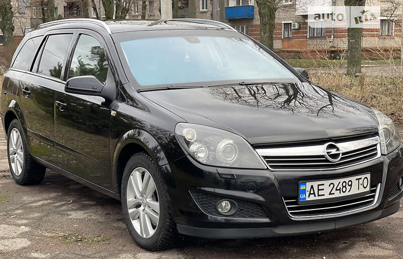 Універсал Opel Astra 2007 в Кам'янському