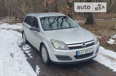 Универсал Opel Astra 2005 в 