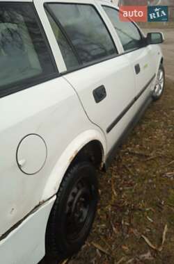 Универсал Opel Astra 2002 в 