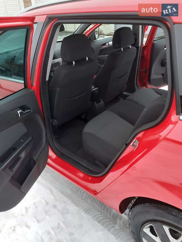 Универсал Opel Astra 2006 в Люботине