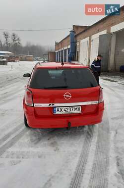 Универсал Opel Astra 2006 в Люботине