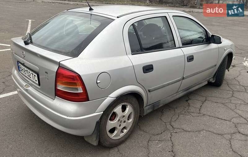 Хэтчбек Opel Astra 2001 в Одессе