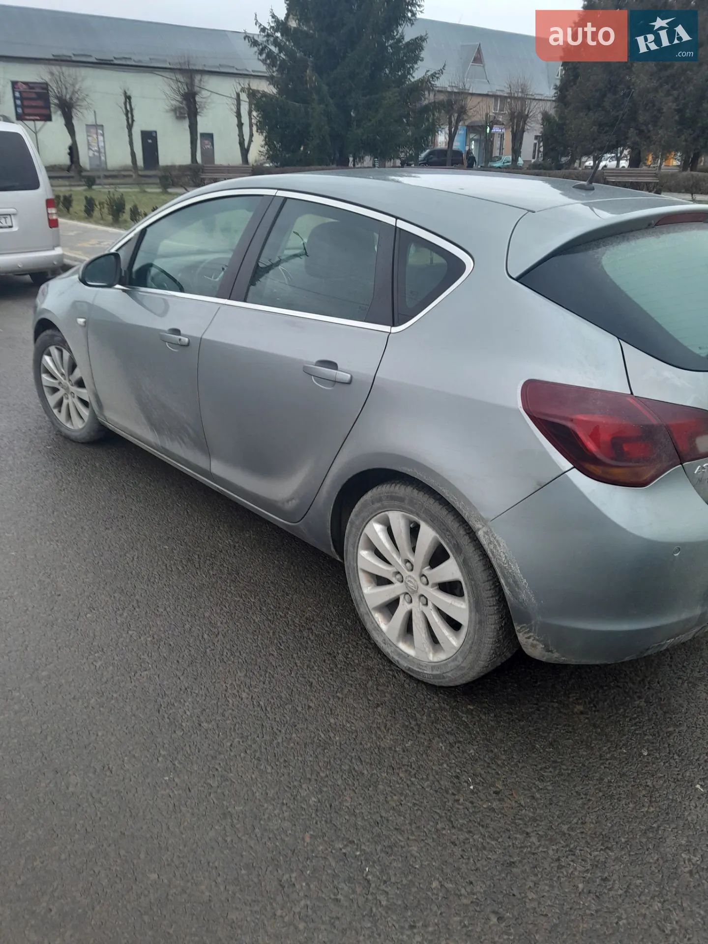 2012 Opel Astra - фото 1