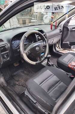 Хетчбек Opel Astra 2004 в Ананьїві