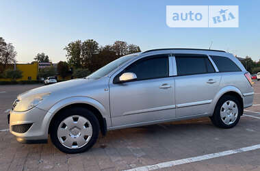 Универсал Opel Astra 2008 в Житомире