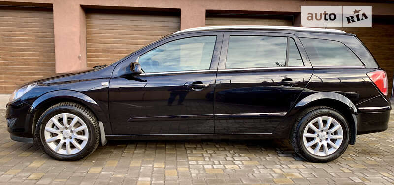 Універсал Opel Astra 2008 в Вінниці