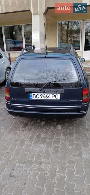 Універсал Opel Astra 1994 в Львові