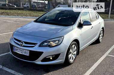 Хетчбек Opel Astra 2016 в Житомирі