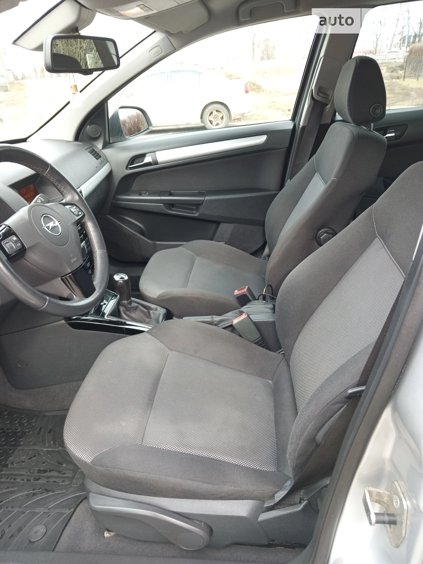 2010 Opel Astra - мініатюра 13