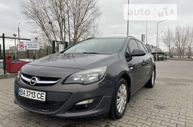 Універсал Opel Astra 2013 в Києві