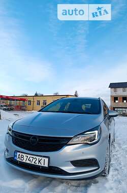 Універсал Opel Astra 2018 в Вінниці