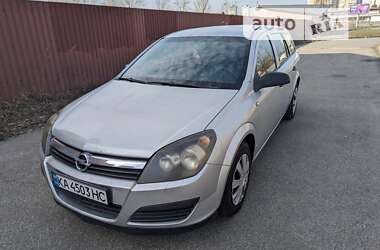 Универсал Opel Astra 2005 в Киеве