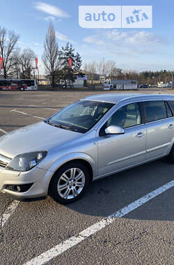 Универсал Opel Astra 2009 в Киеве