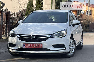 Хэтчбек Opel Astra 2017 в Ровно