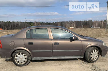 Седан Opel Astra 1998 в Ровно