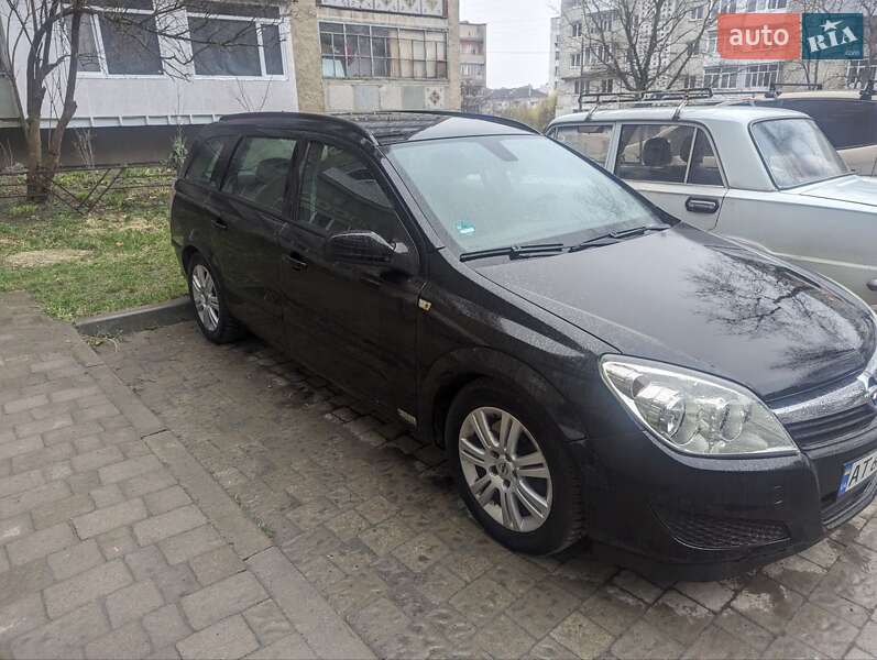 Універсал Opel Astra 2008 в Івано-Франківську