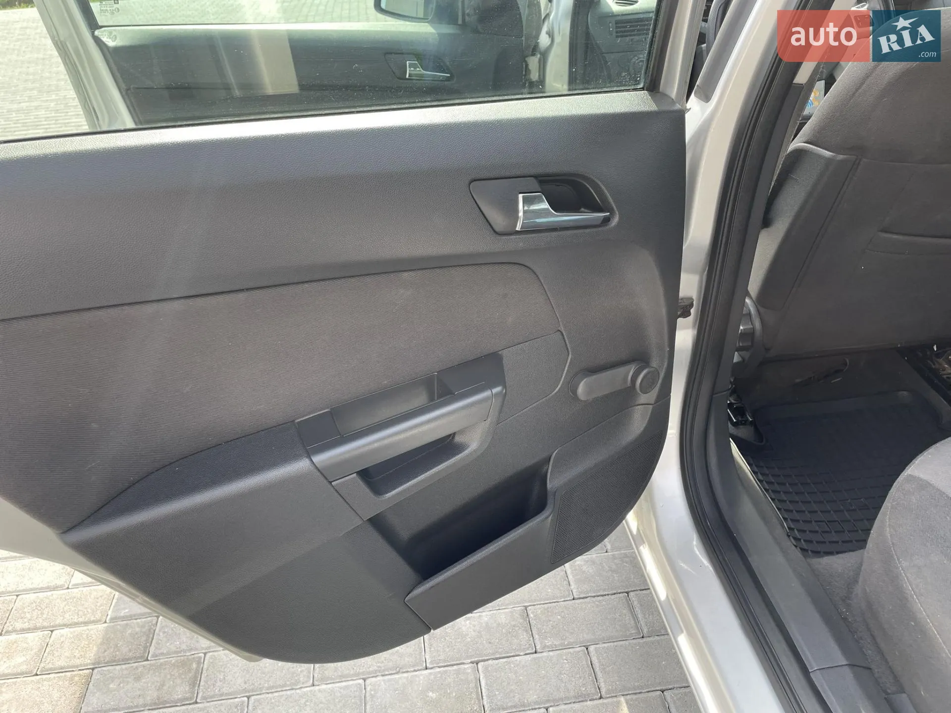 2011 Opel Astra - мініатюра 12