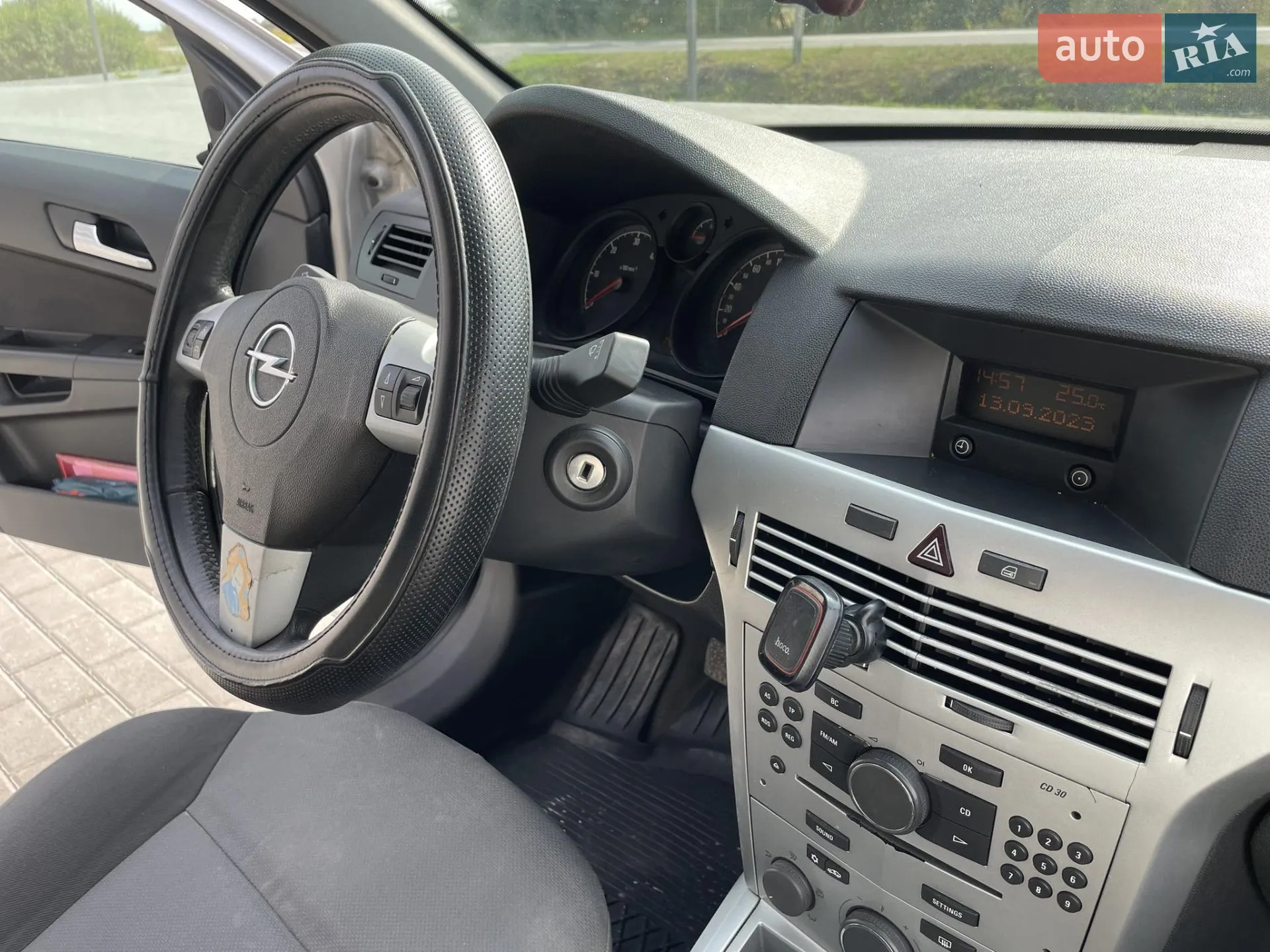 2011 Opel Astra - мініатюра 20