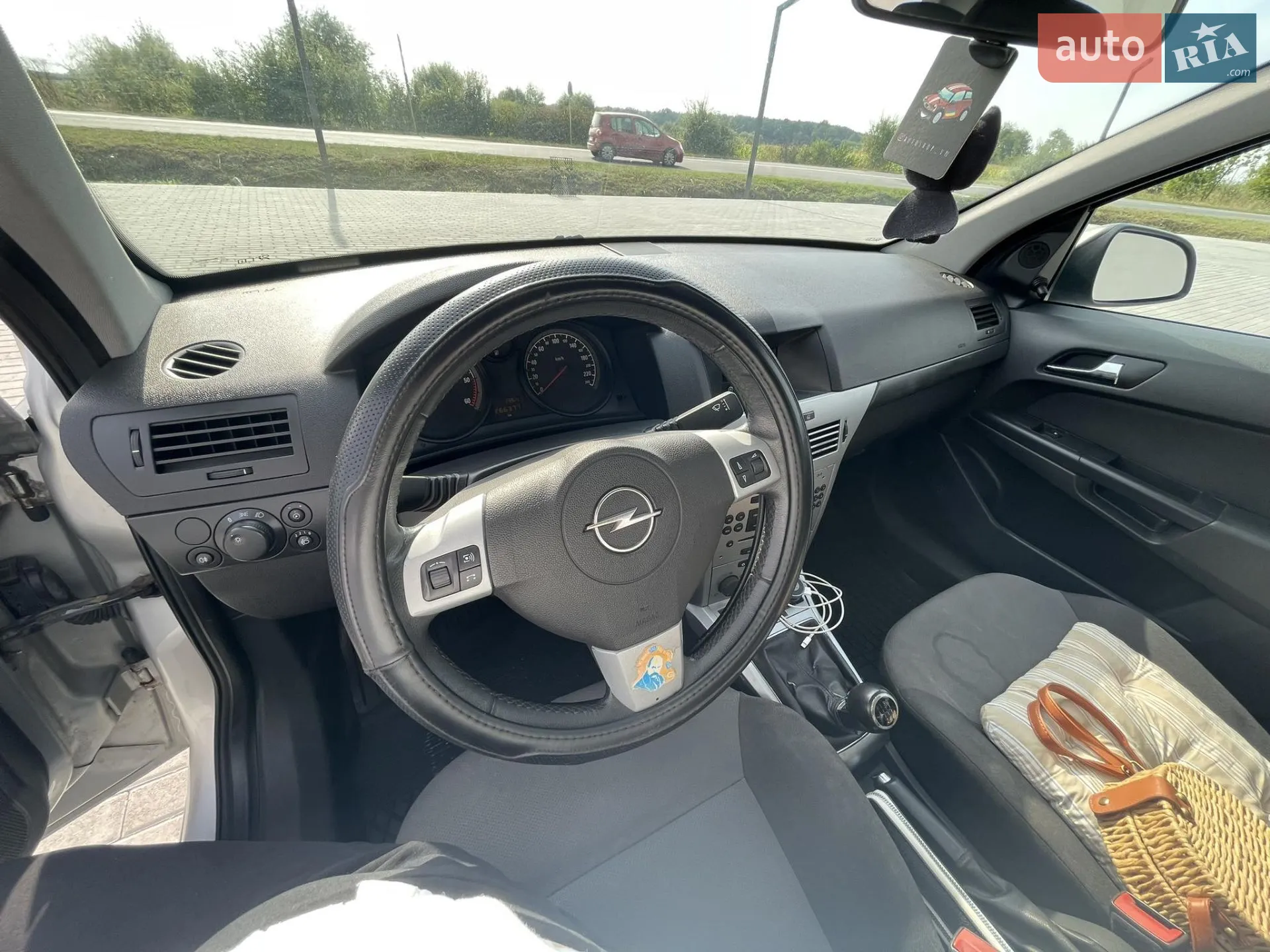 2011 Opel Astra - мініатюра 22