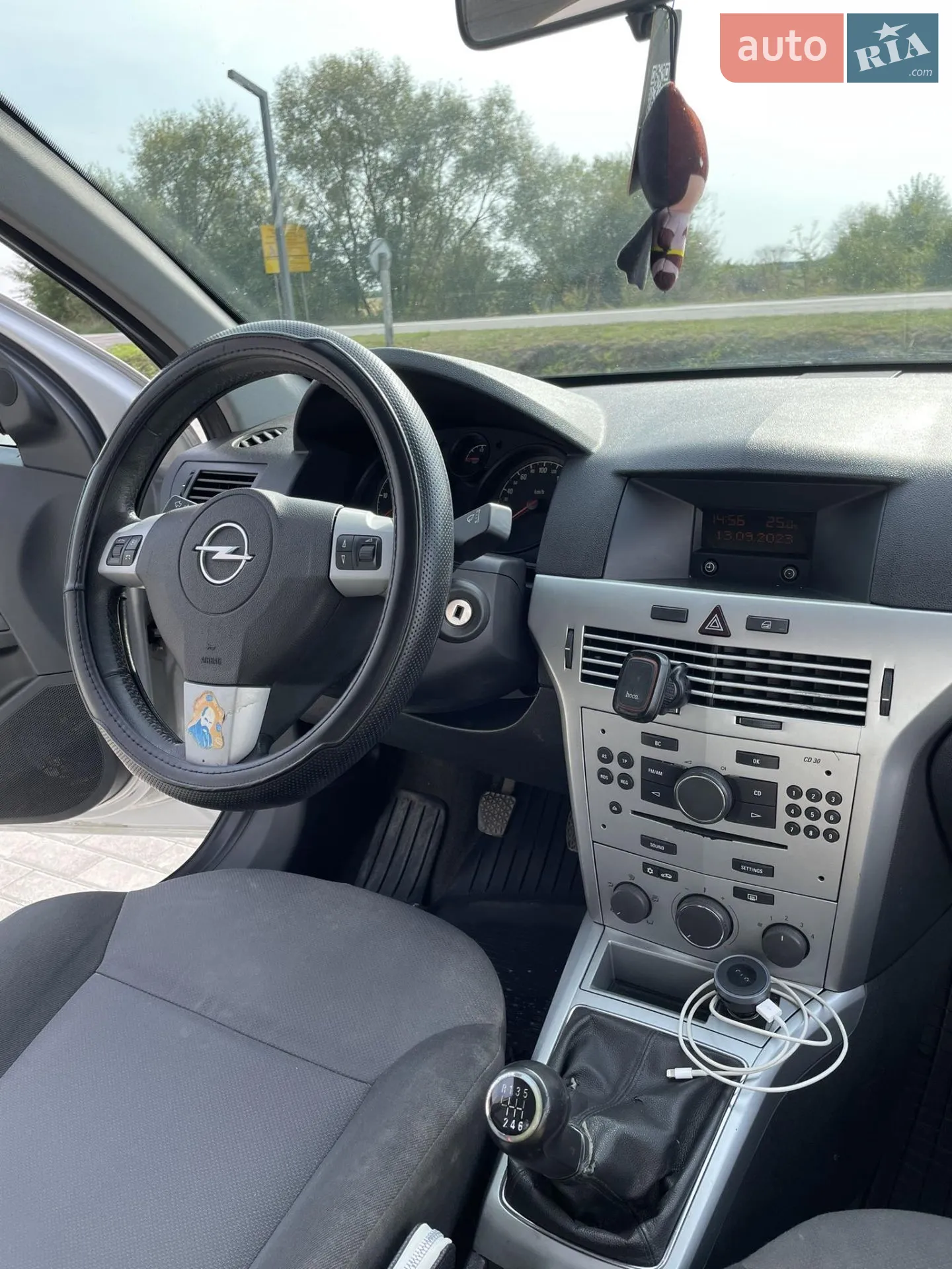 2011 Opel Astra - мініатюра 19