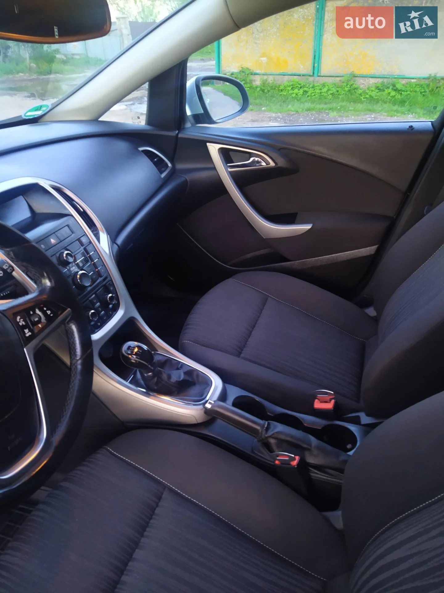 2010 Opel Astra - мініатюра 11