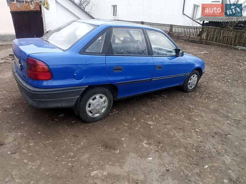 Седан Opel Astra 1994 в Фастове фото 13 Седан Opel Astra 1994 в Фастове