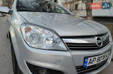Хэтчбек Opel Astra 2007 в Запорожье