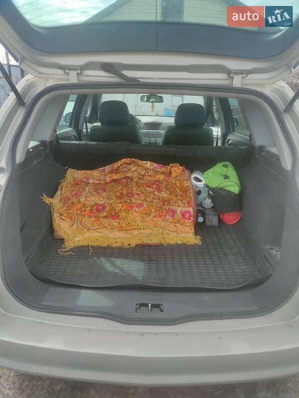 Универсал Opel Astra 2009 в Киеве фото 3 Универсал Opel Astra 2009 в Киеве