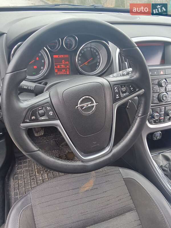 Универсал Opel Astra 2015 в Львове фото 39 Универсал Opel Astra 2015 в Львове