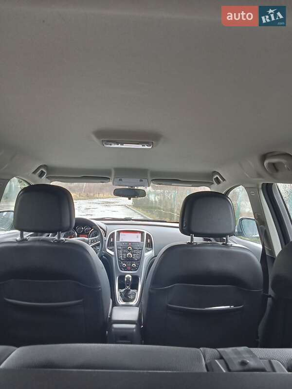 Универсал Opel Astra 2015 в Львове фото 66 Универсал Opel Astra 2015 в Львове