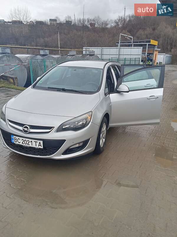 Универсал Opel Astra 2015 в Львове фото 81 Универсал Opel Astra 2015 в Львове
