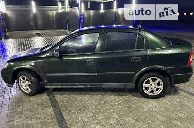 Седан Opel Astra 2003 в Івано-Франківську