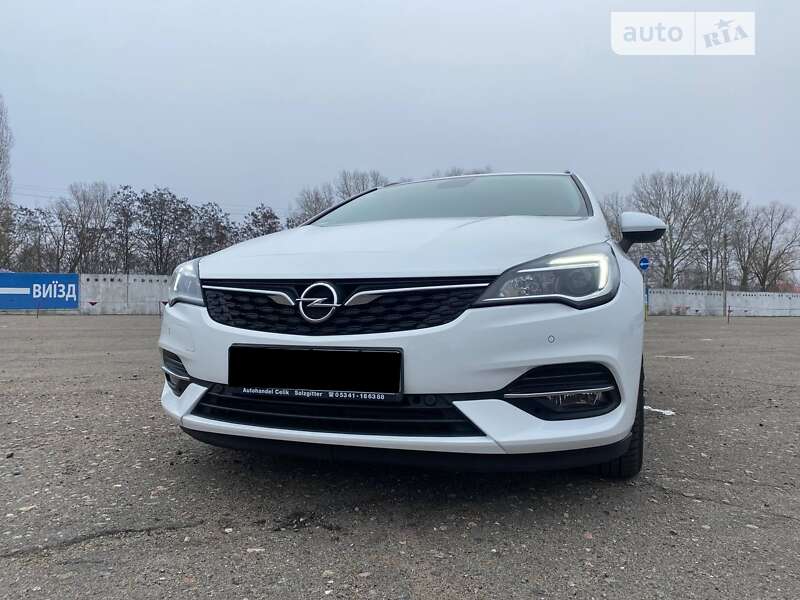 Универсал Opel Astra 2020 в Киеве