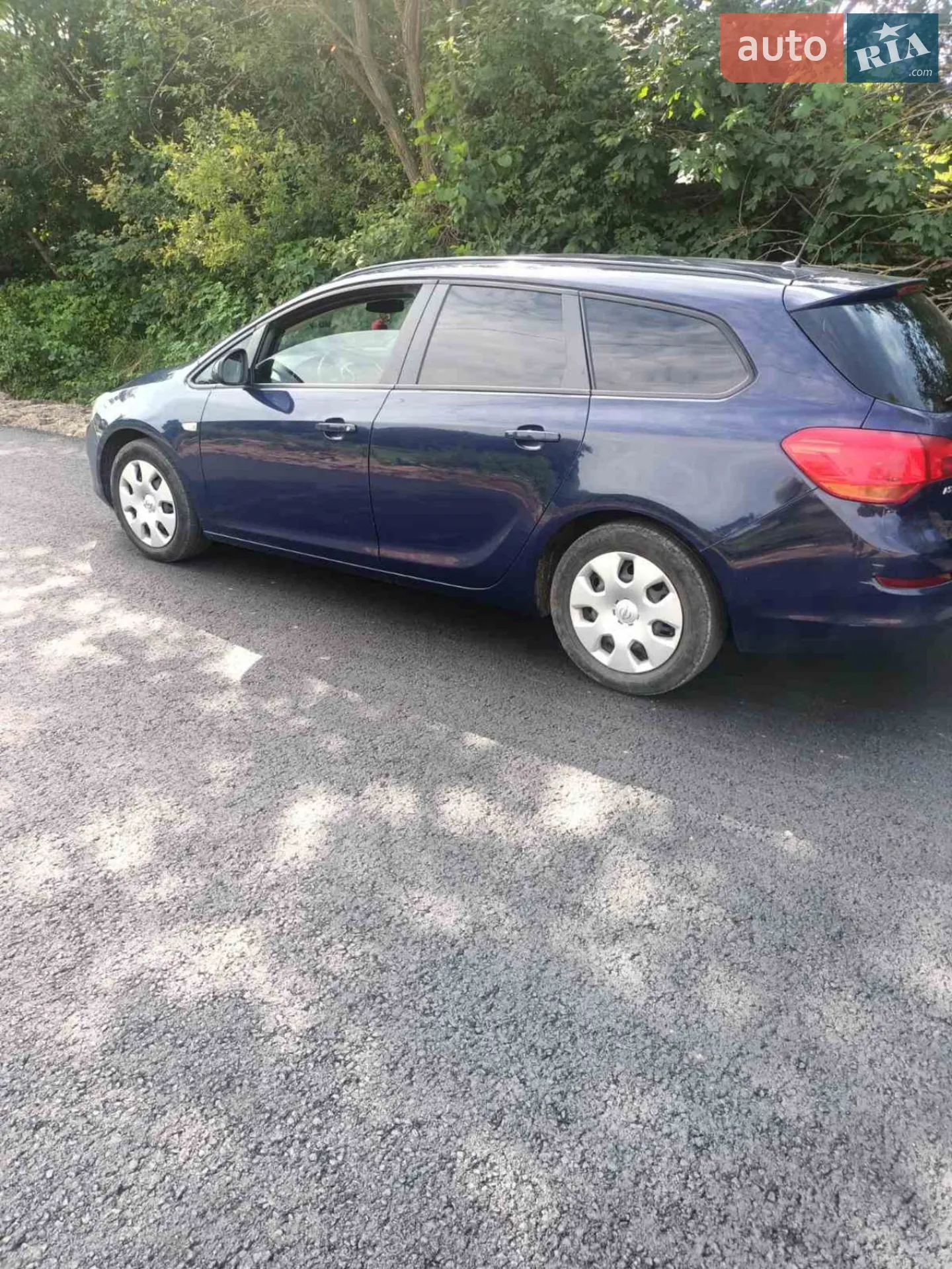 2011 Opel Astra - фото 1