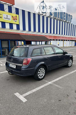 Универсал Opel Astra 2006 в Черкассах