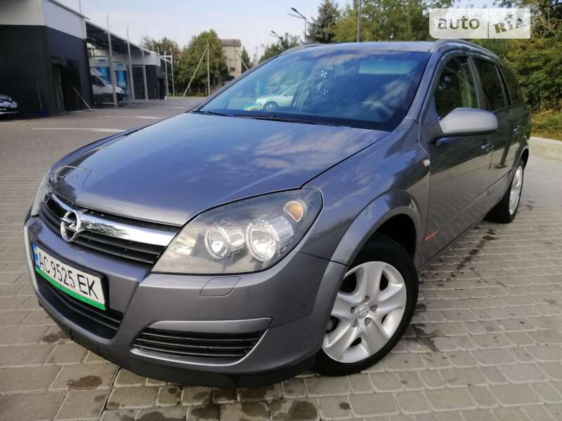 Универсал Opel Astra 2005 в Луцке