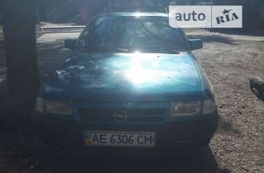 Универсал Opel Astra 1993 в Днепре