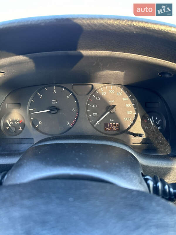 Универсал Opel Astra 1998 в Кельменцах