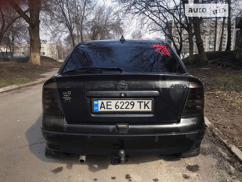Хэтчбек Opel Astra 1999 в Каменском