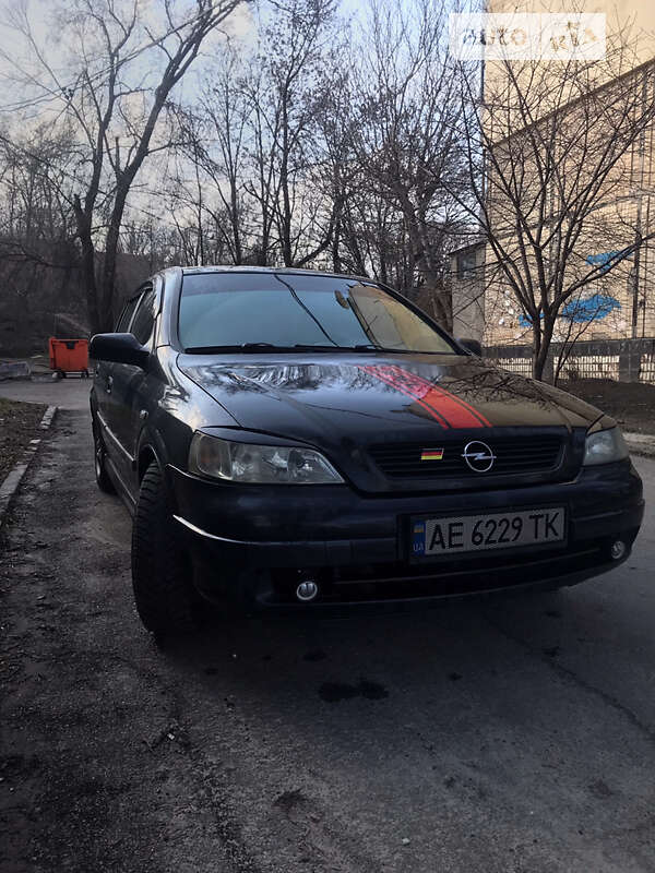 Хэтчбек Opel Astra 1999 в Каменском