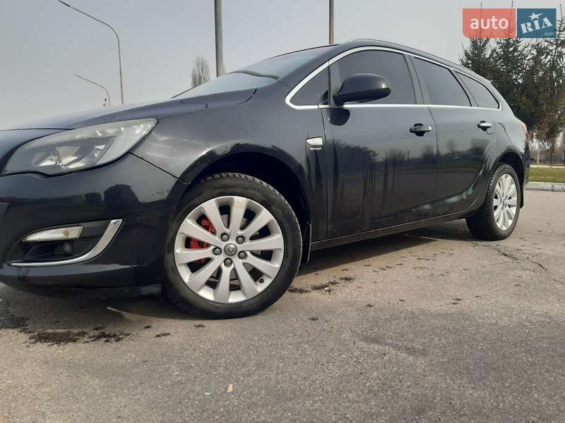 Универсал Opel Astra 2012 в Кременчуге