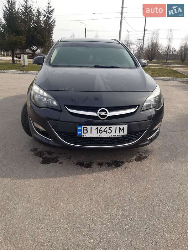 Универсал Opel Astra 2012 в Кременчуге