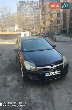 Універсал Opel Astra 2005 в Києві