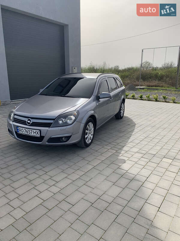 Opel Astra 2004