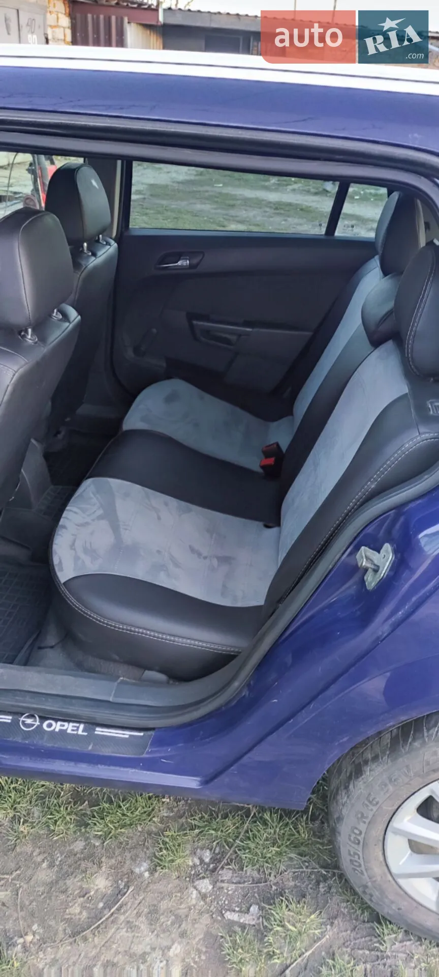 2011 Opel Astra - мініатюра 8
