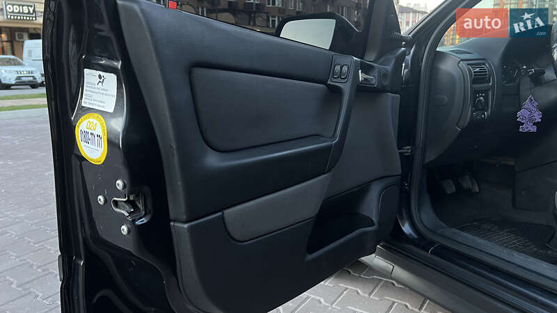 Хетчбек Opel Astra 2003 в Києві